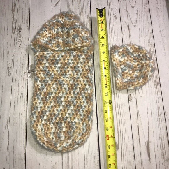 Crochet Newborn Baby Cocoon and Hat - Picture 5 of 8